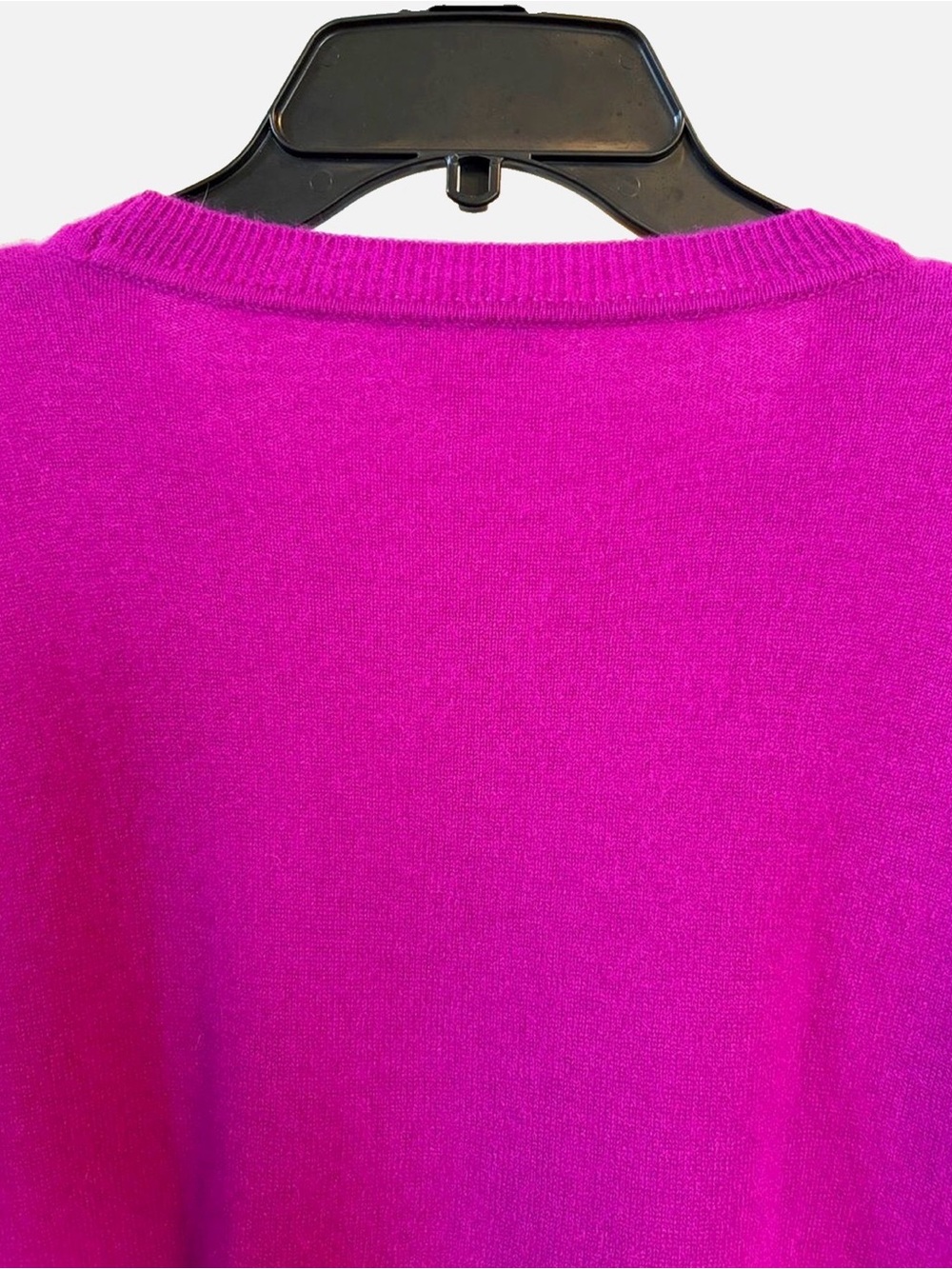J.Crew 100% Cashmere Sweater M Fuchsia Pink Crew Neck Classic Knit - Picture 8 of 9